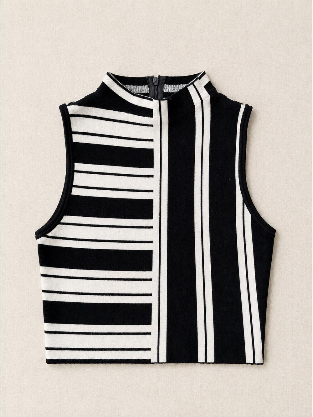 LUSH Black White Striped Mock Neck Sleeveless Knit Crop Top Women’s S
